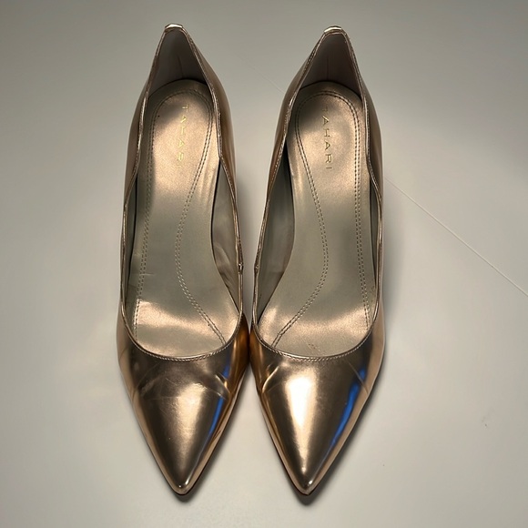 Tahari Rose Gold Heels - Picture 2 of 9